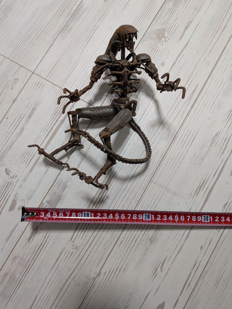 naoさん／廃材メタルアート／エイリアンVSプレデター