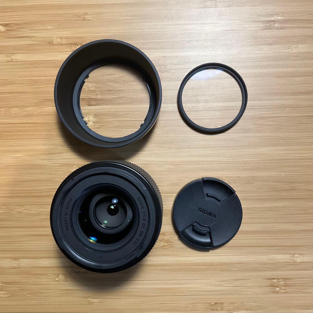 SIGMA 30mm f/1.4 DC DN Xマウント