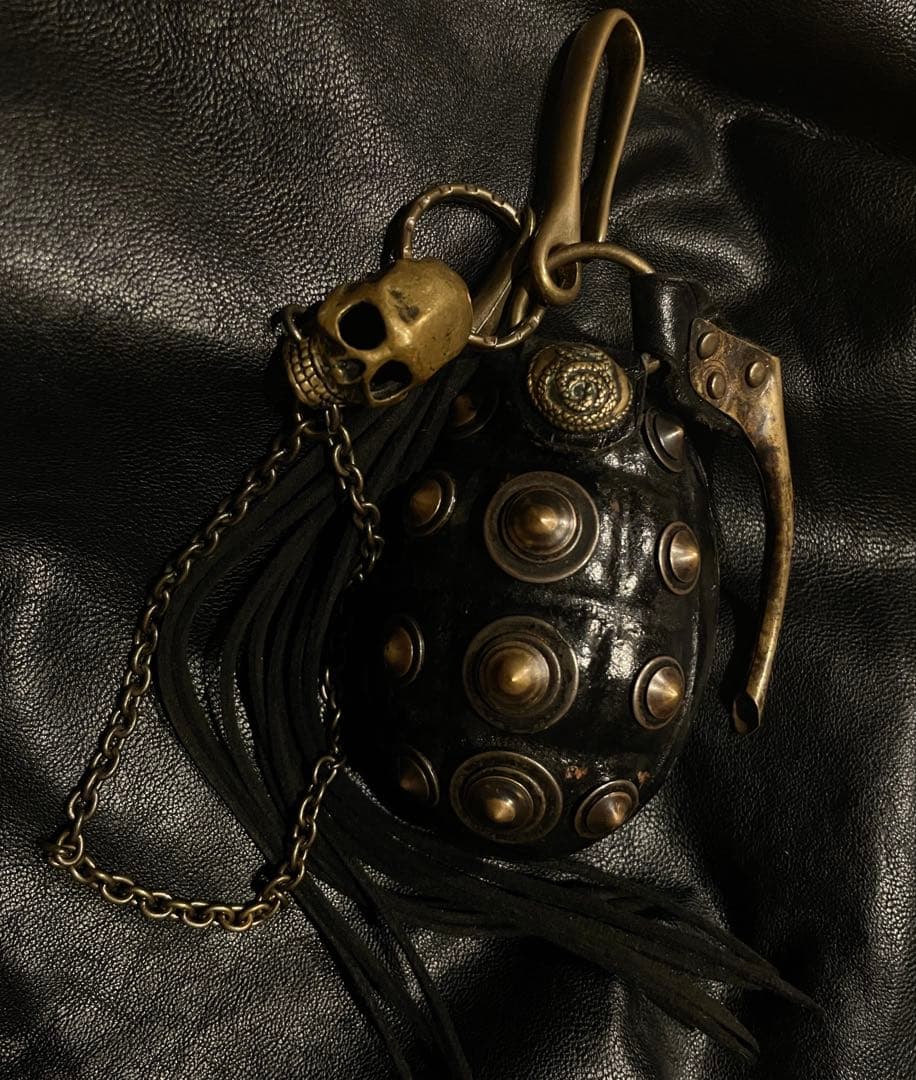 【Kmrii】一点物‼︎フルカスタム 手榴弾型ポーチ シガーケース