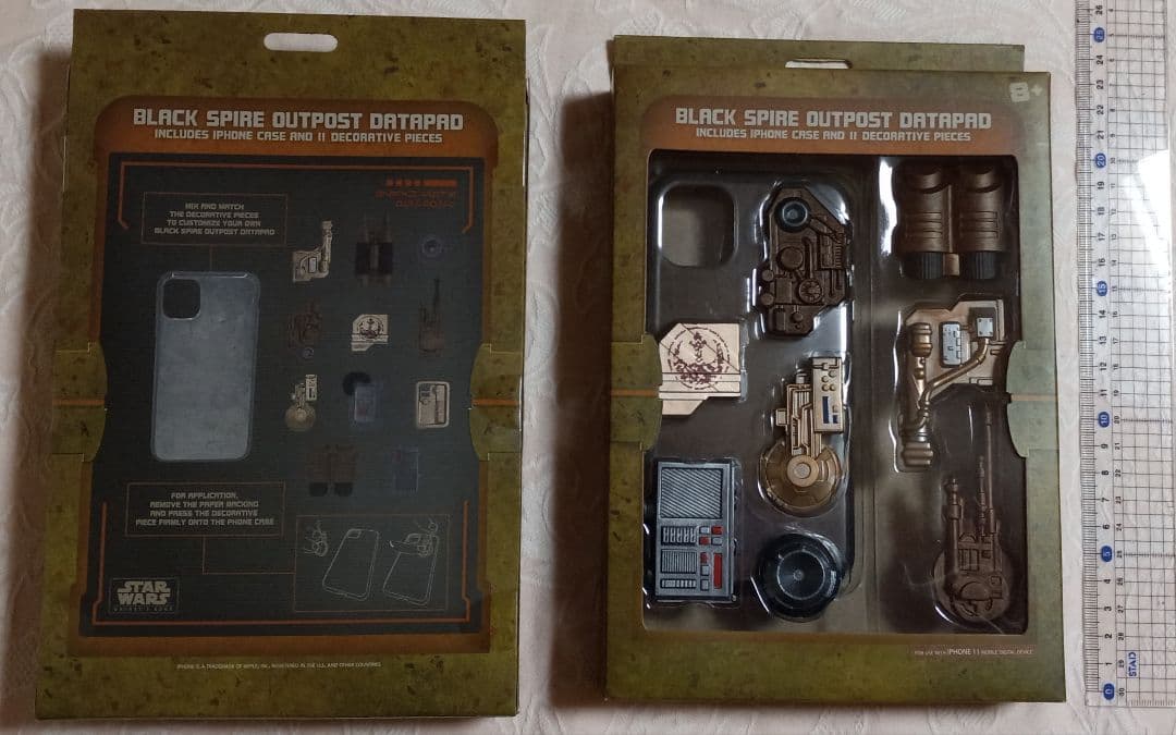 2個 ディズニー 携帯 BLACK SPIRE OUTPOST DATAPAD