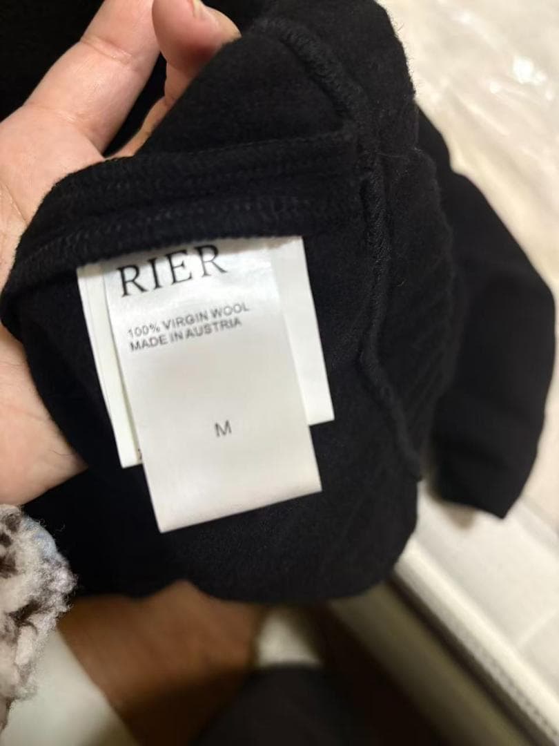 RIER ブラックハイネックジッパー付きジャンパー M 即日発送