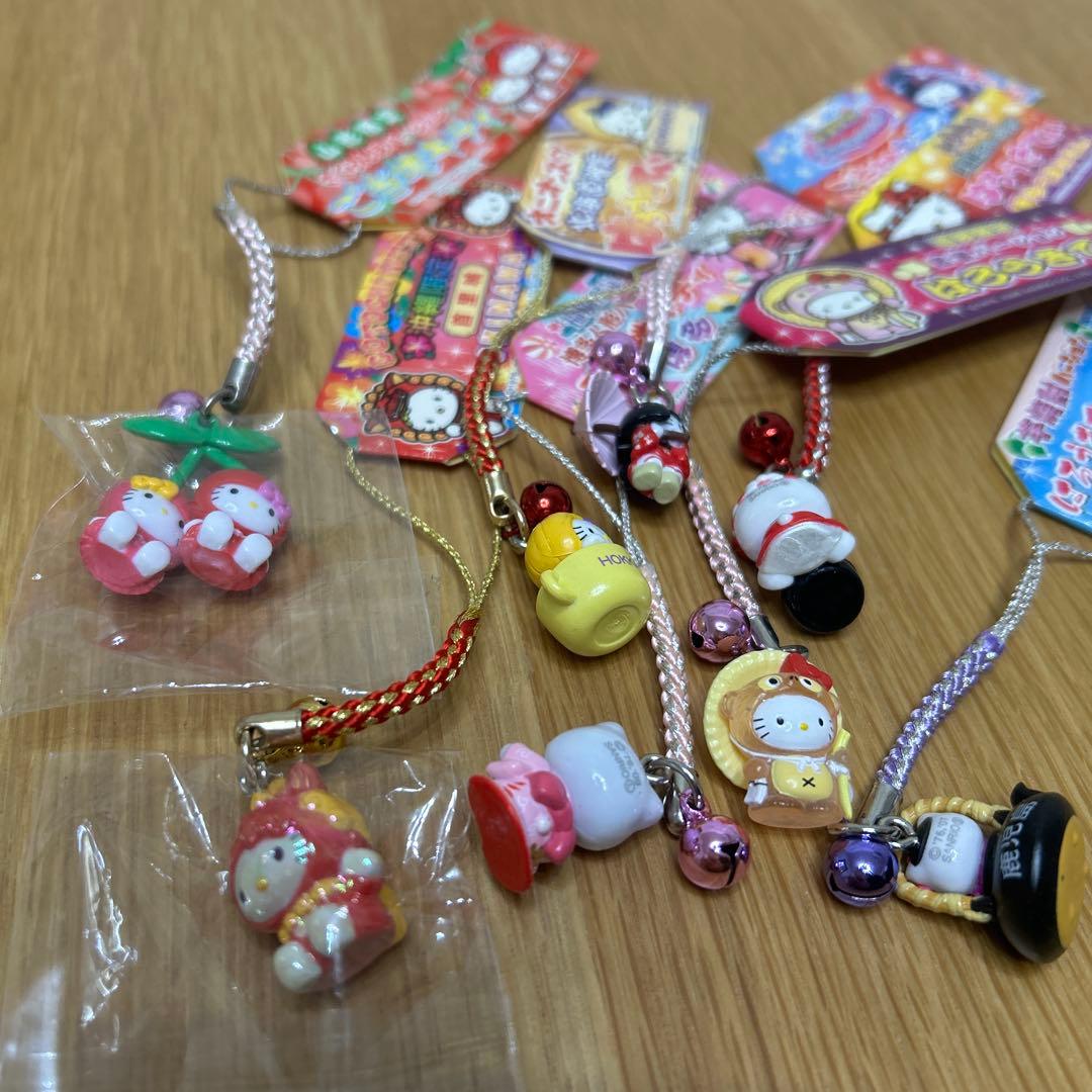 ハローキティ根付け26個セット２つはオマケ