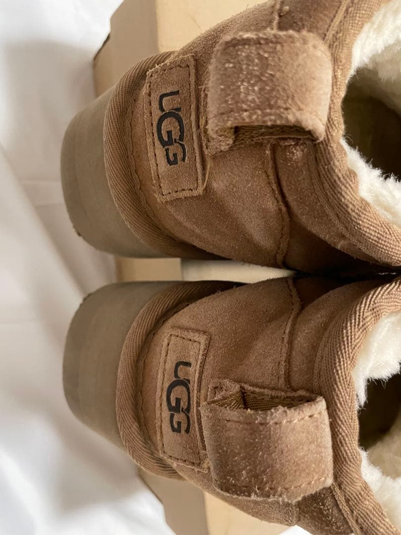 【美品】UGGクラシック ウルトラミニプラットフォーム ブーツ 23cm