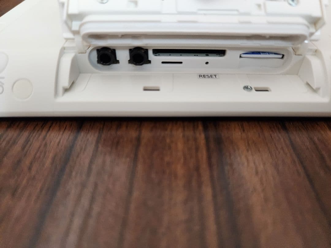 Panasonic ポータブル液晶テレビ SV-ME7000　 本体 リモコン付