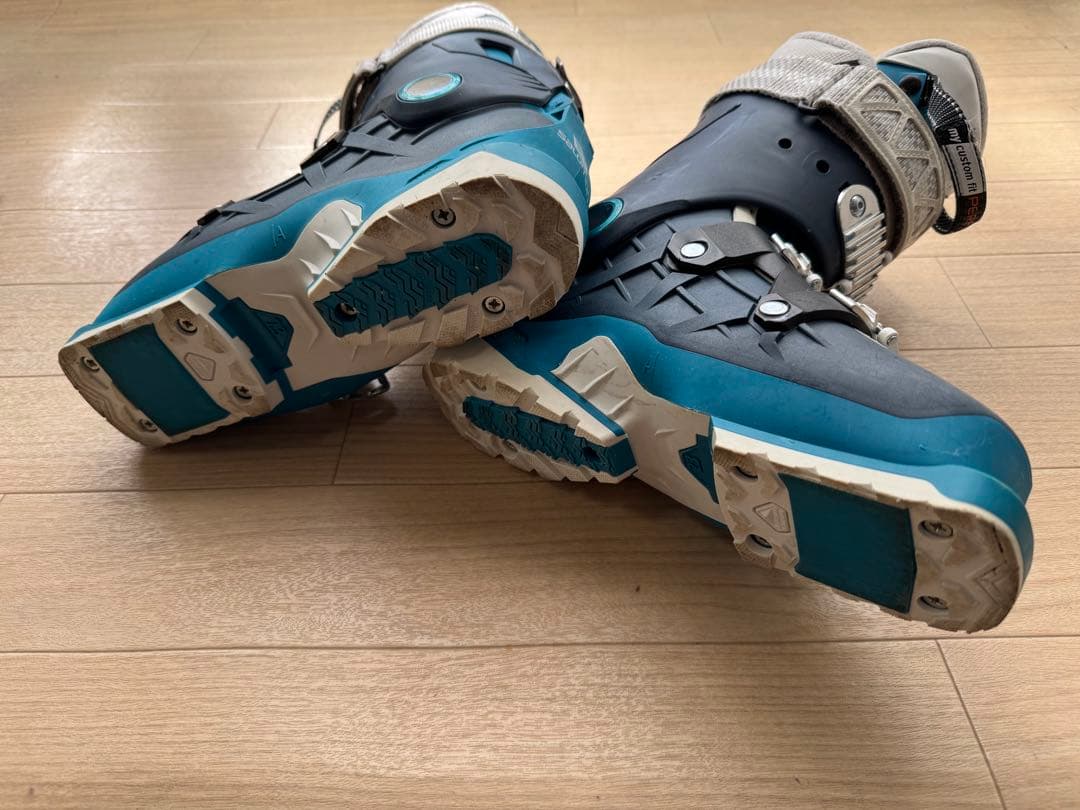 ヨッシー　SALOMON QST PRO 90 W 23.0cm