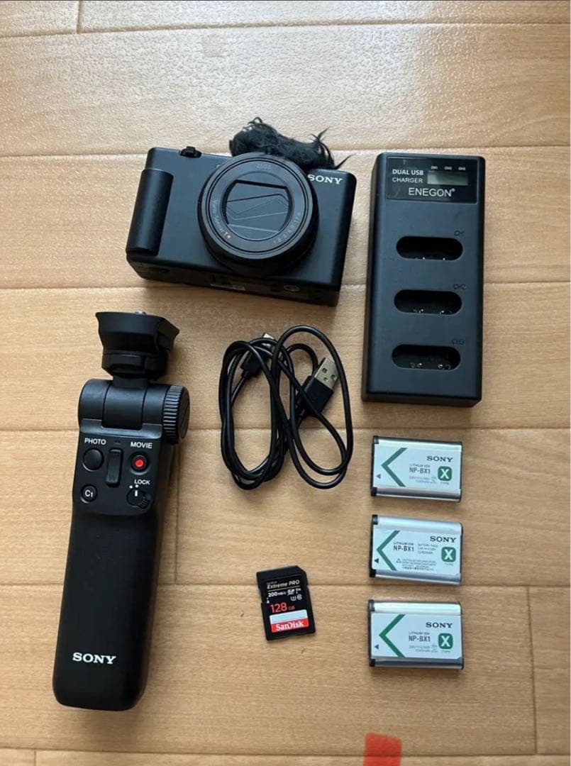 【VLOG撮影にオススメ】SONY ZV1-M2 付属品有り