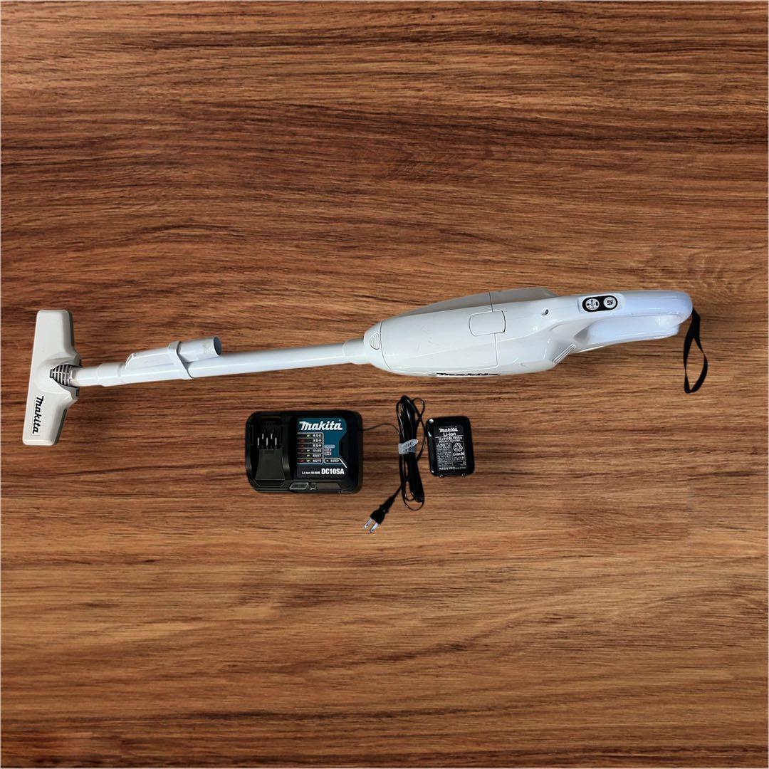 Makita スティッククリーナー バッテリー&充電器付き