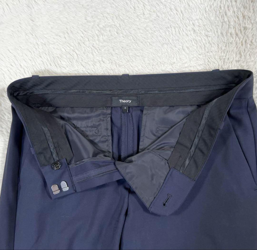人気スーツ　Theory ビジネススーツ　人気カラーネイビー