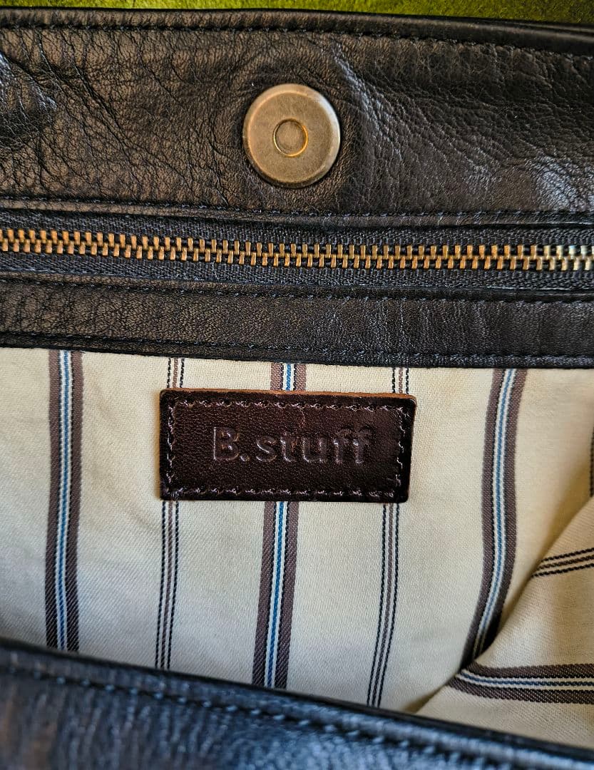 Ｂ.stuff アンナ　リュック　大　黒