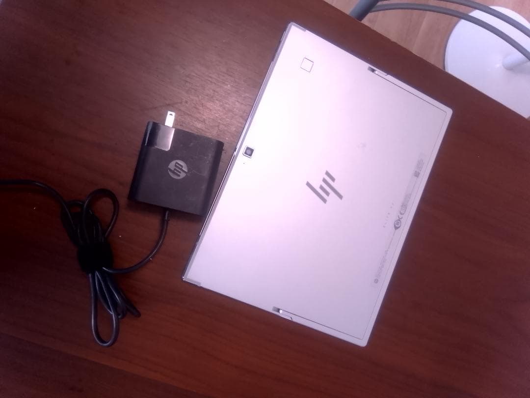 【中古】Elite x2 G4です。ジャンク扱いで