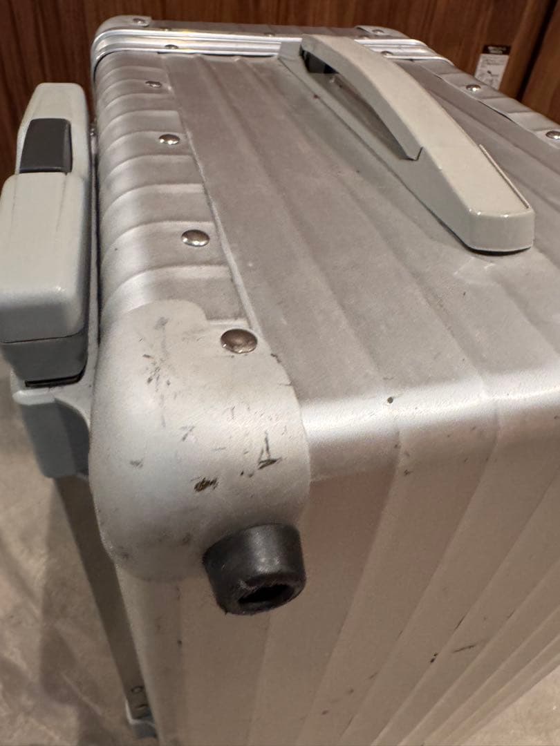 リモワ トパーズ 2輪 縦型 パイロット