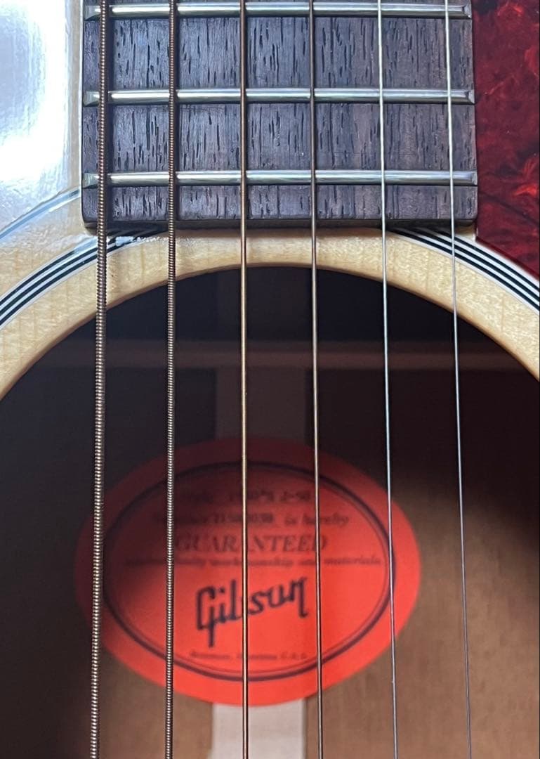 新品同様 Gibson J-50 2022年 ケース付き