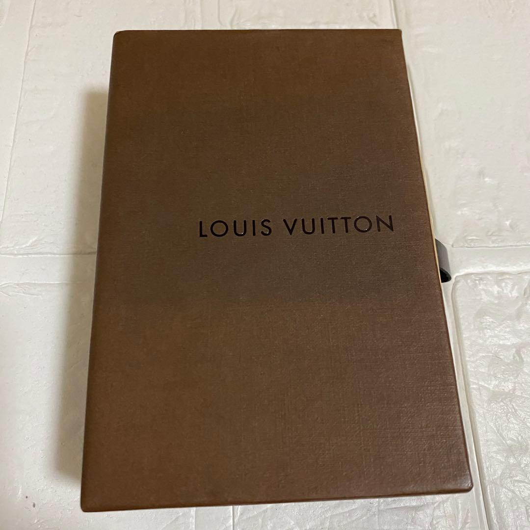 ルイヴィトン ジッピーパース M6015N ブラック エピエレクトリック