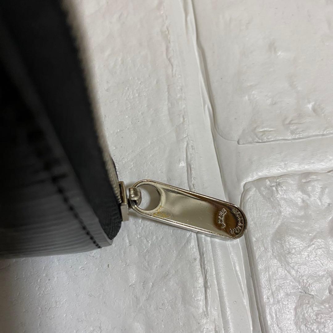 ルイヴィトン ジッピーパース M6015N ブラック エピエレクトリック