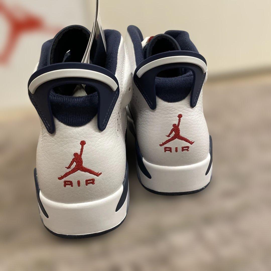 新品タグ付き　29,700円　AIRジョーダン6 レトロ