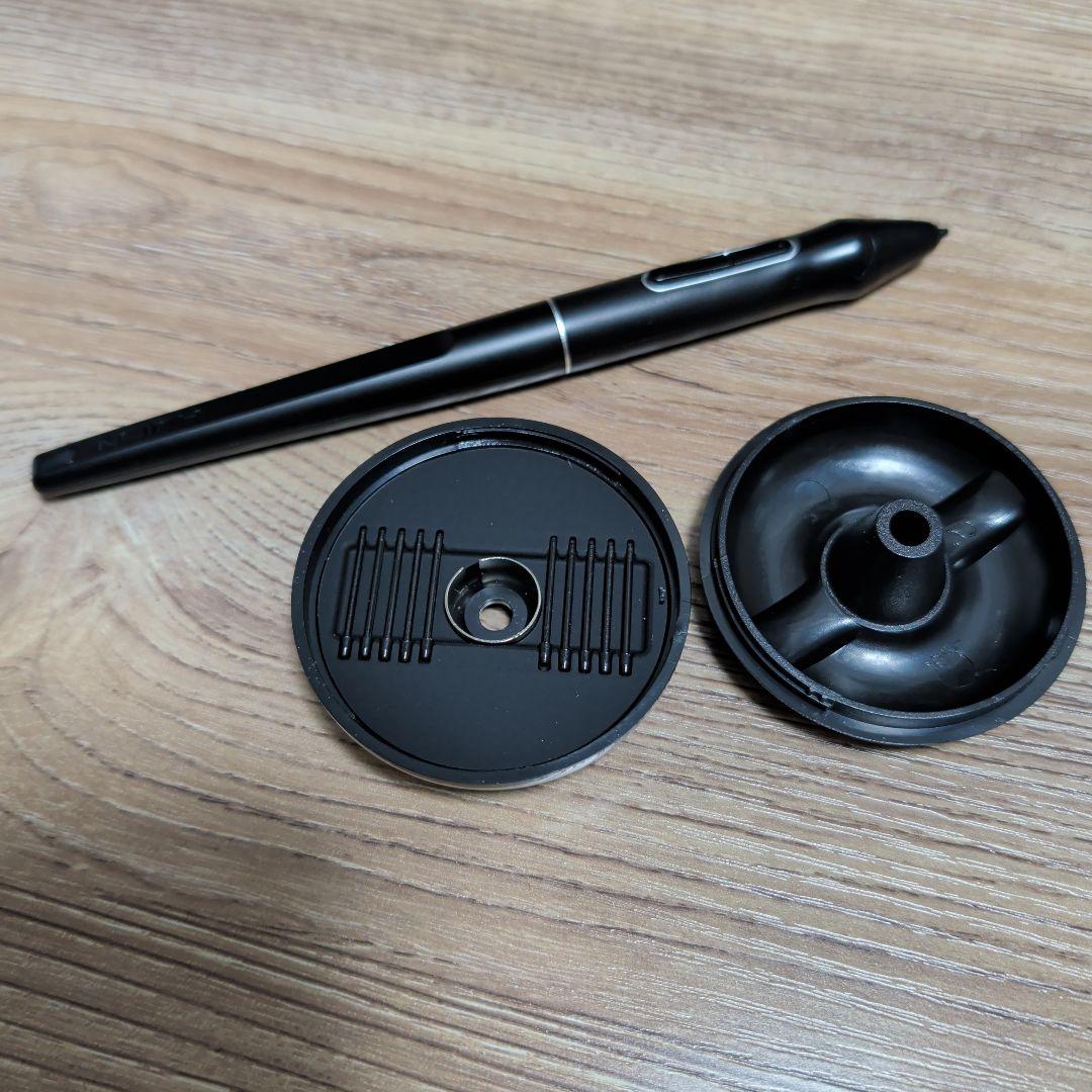 Huion Kamvas 22 Plus アーティス トのための描画モニター