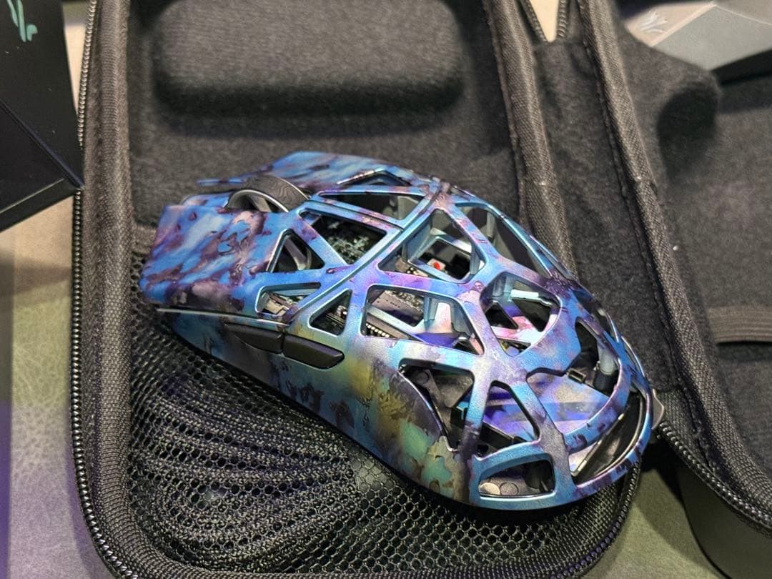 【新品】Beast X Mini Pro Tempered サイド穴なし マウス