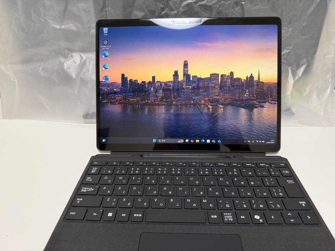 グラフィックボード・グラボ・ビデオカード Microsoft Surface Pro 16GB 1TB Black