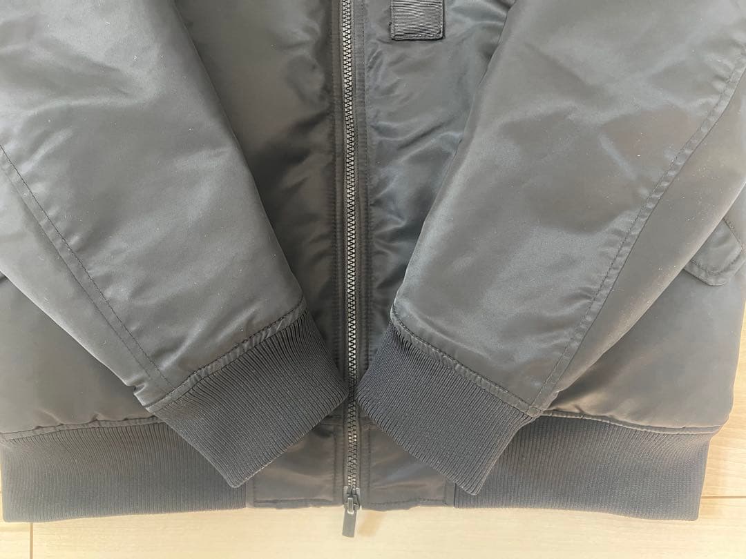 【XL】UNIQLO +J ハイブリッドダウンオーバーサイズMA-1ブラック黒