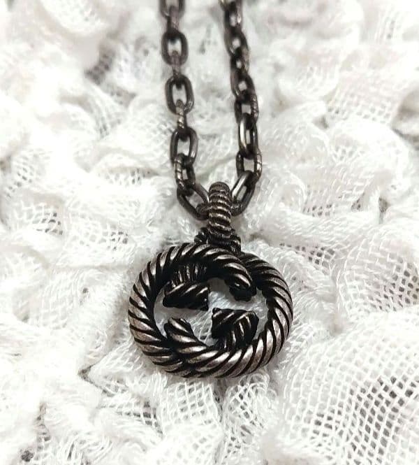 GUCCI インターロッキングg ネックレス メンズ