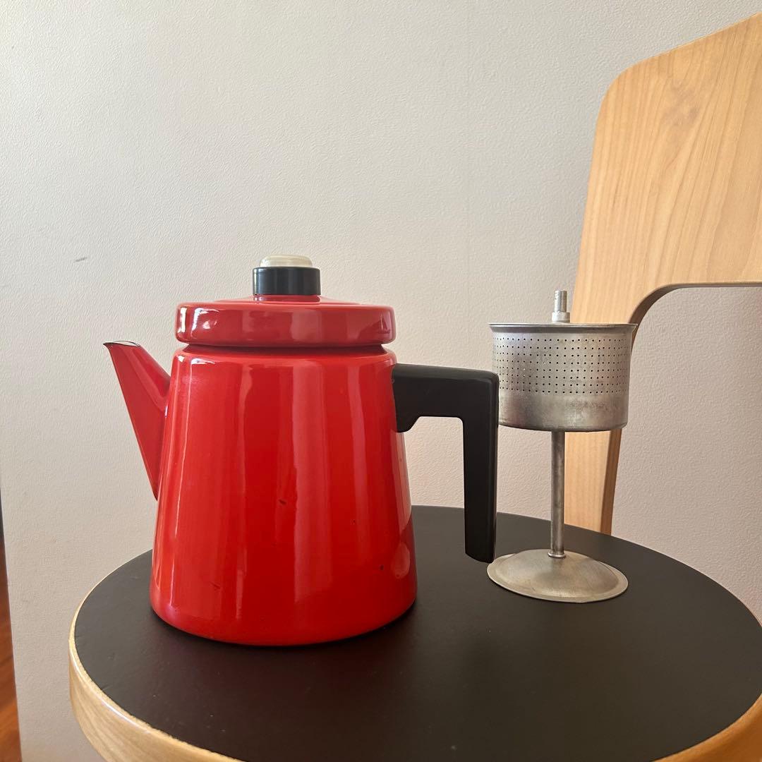 FINEL/フィネル/アンティ・ヌルメスニエミ/コーヒーポット1.5リットル赤