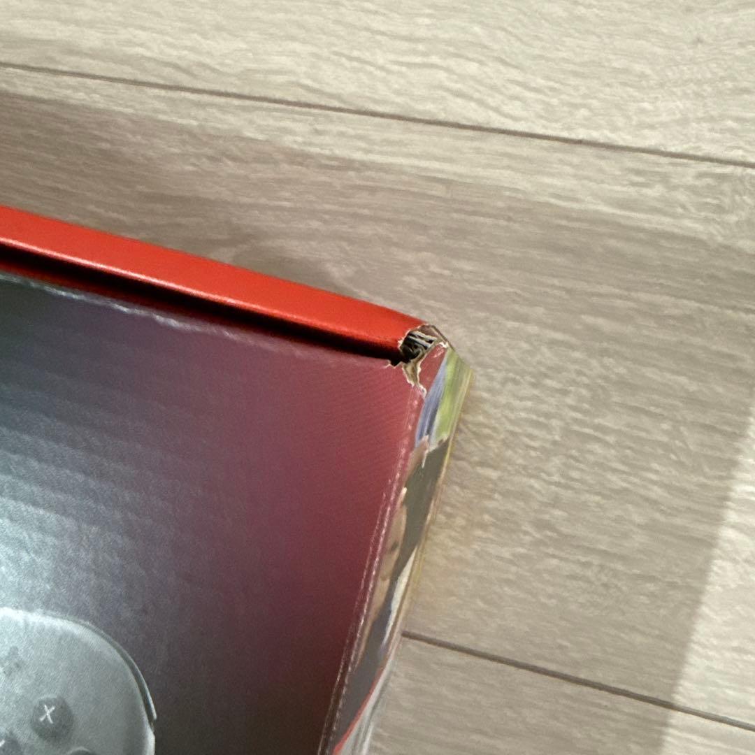 【美品】Nintendo Switch 未使用本体 付属品コントローラー3個