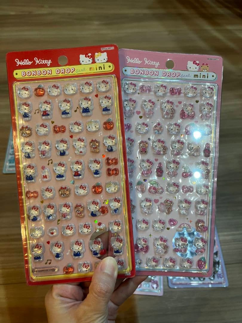 【国内正規品】ボンボンドロップ　サンリオミニ　8枚コンプリート