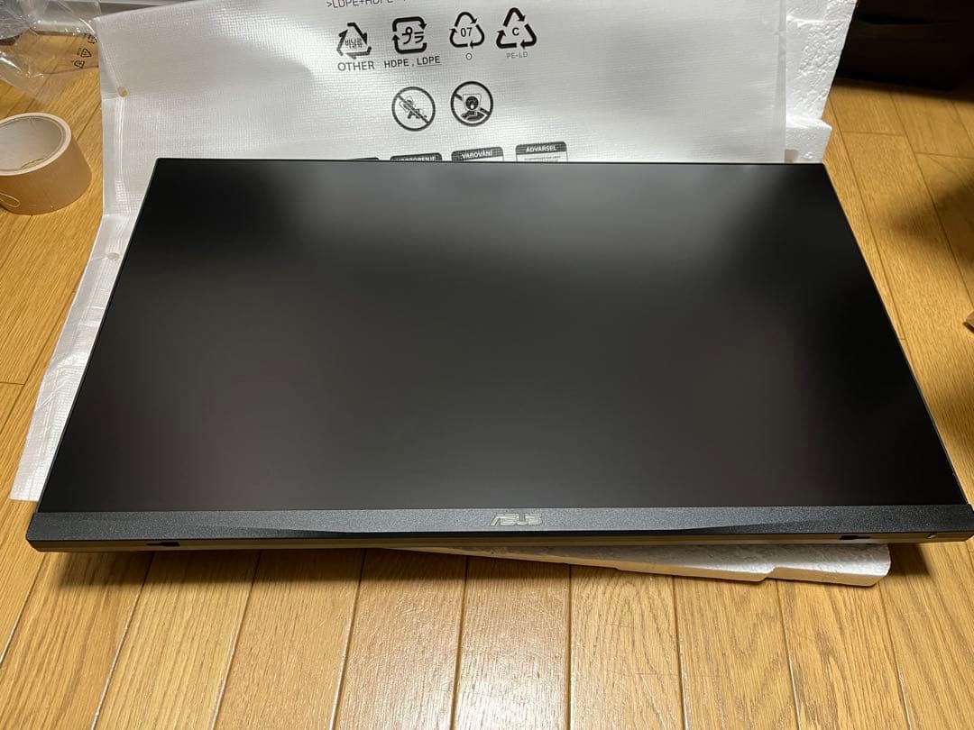 ASUS TUF VG27AQ5A ゲーミングモニターWQHD 200Hz