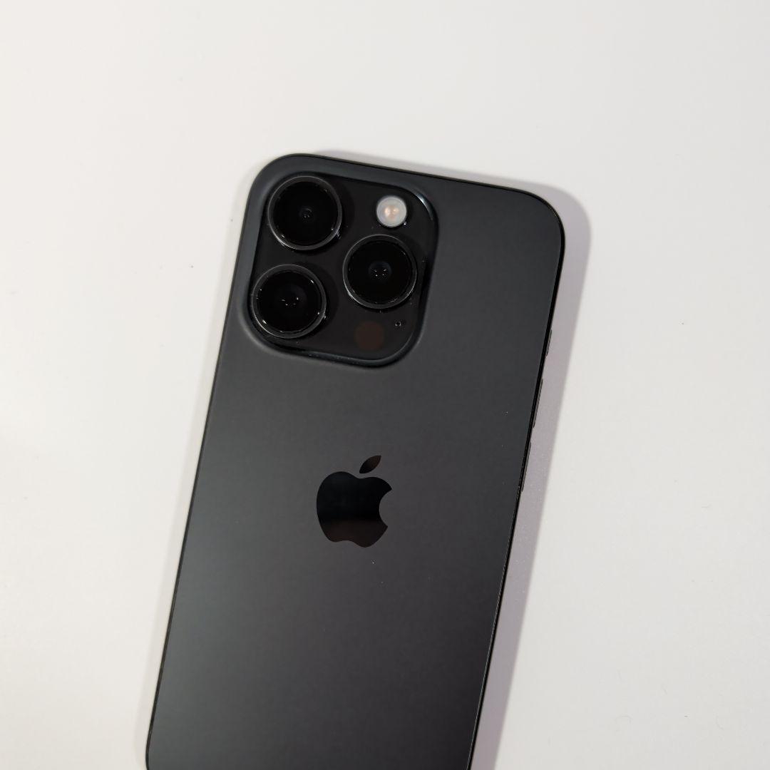 iPhone 15 Pro 128GB ブラックチタニウム CASETiFY