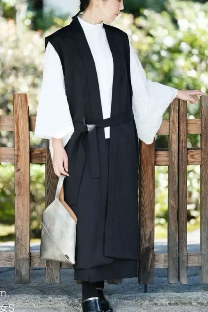 SOU•SOU 梳毛 羽織り 袷／ 濡羽色 × 花丸文様 ロングジレ S