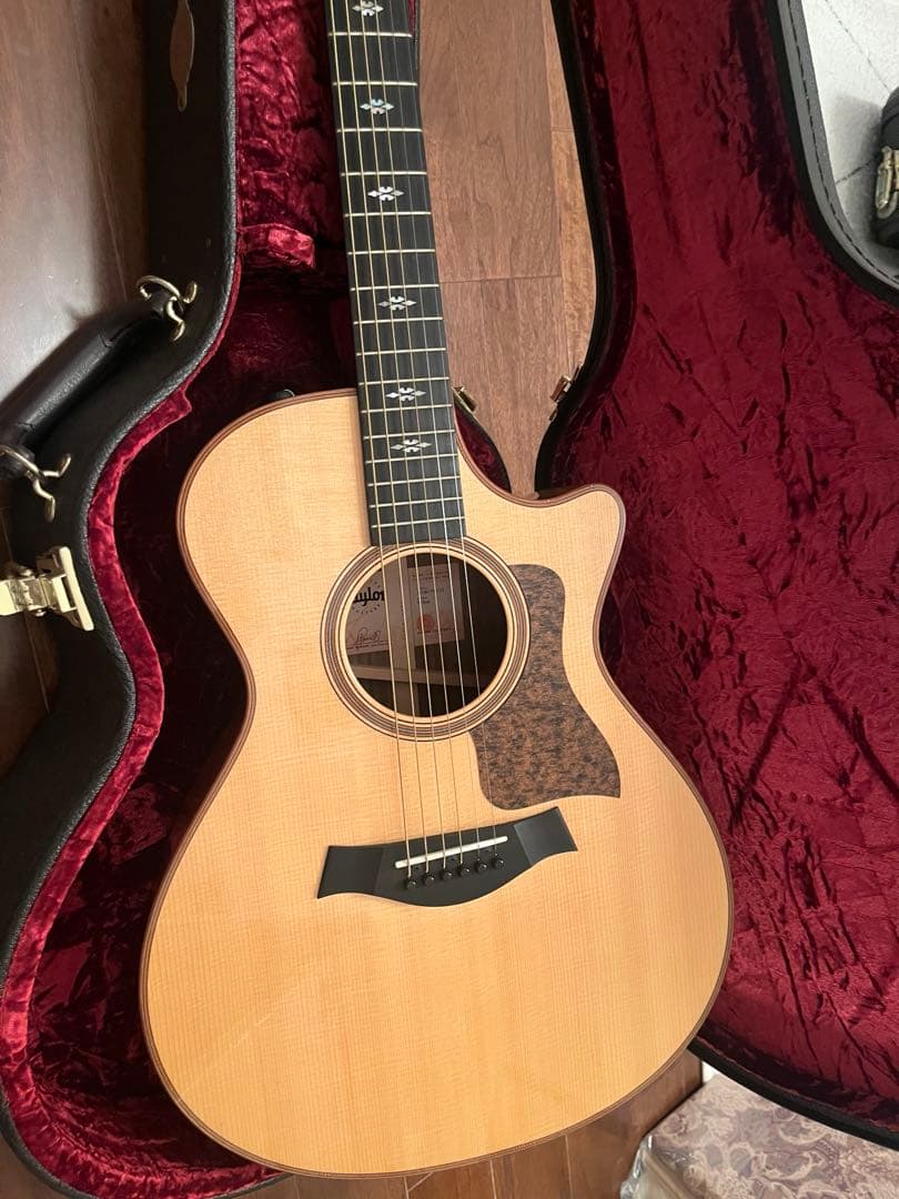 【美品】Taylor 712ce V-Class おまけ付き