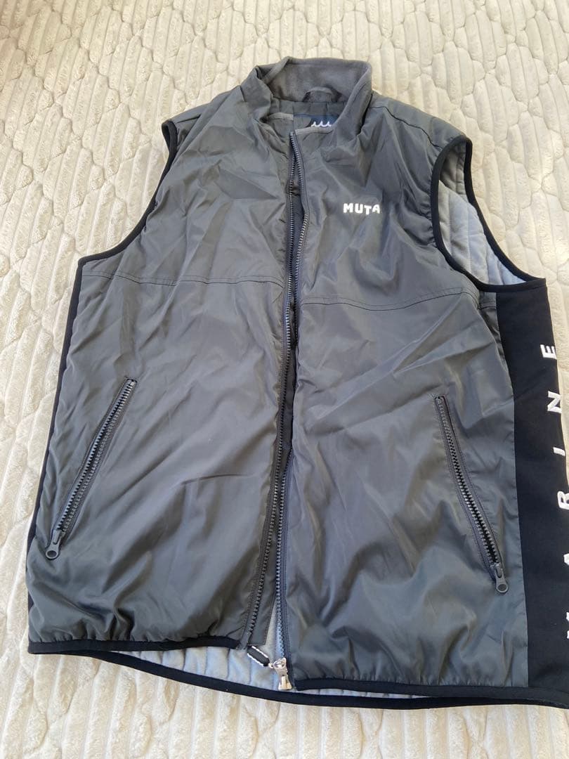MUTA グレー ベスト MARINE