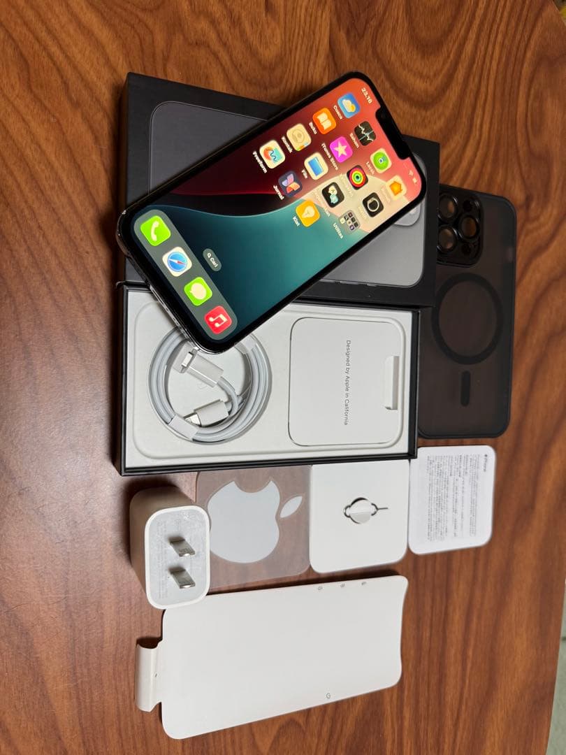 iPhone 13 Pro、グラファイト、128GB