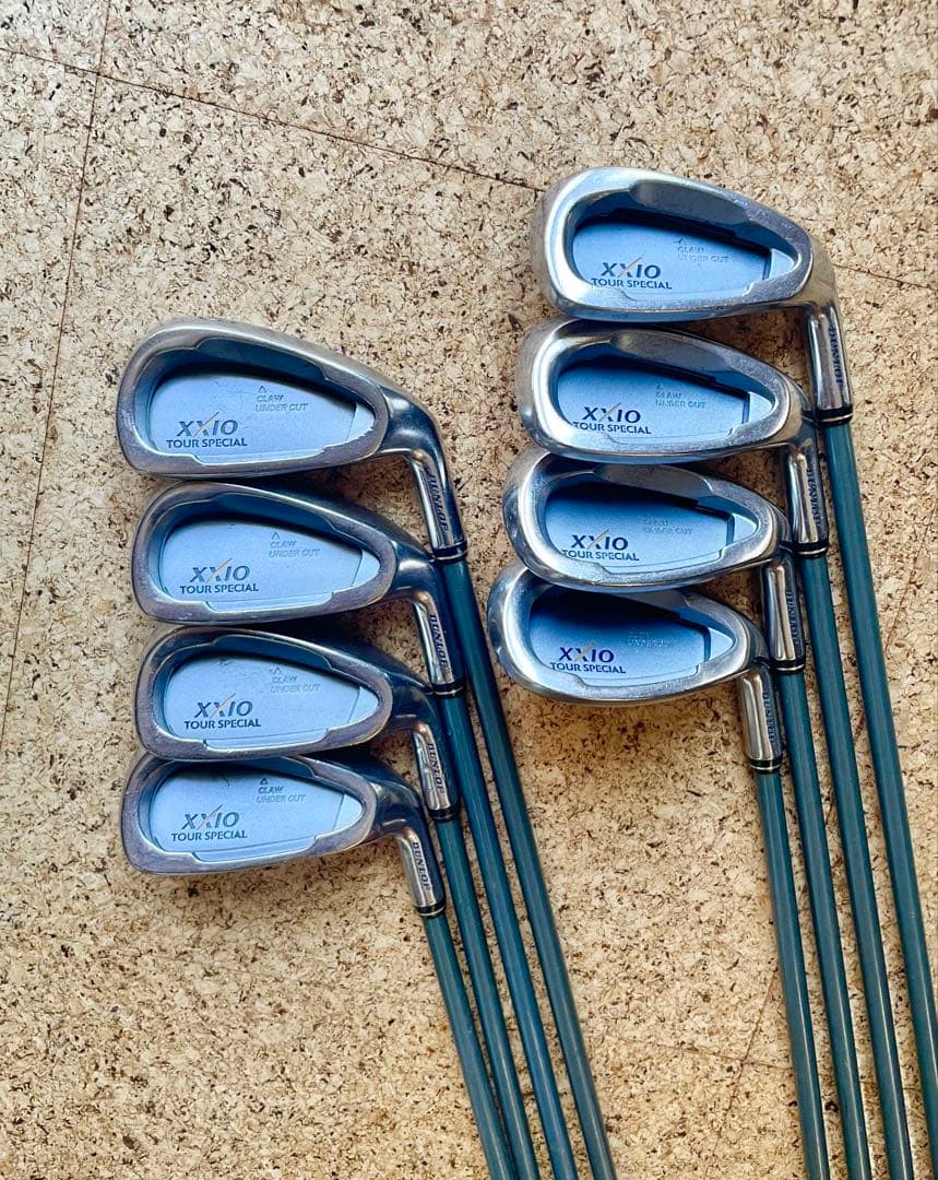 ゼクシオTour Special レディースアイアンセット 8本