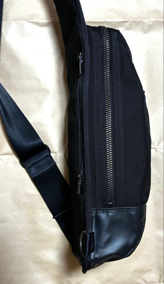 【美品】 PORTER ヒートスリングショルダーバッグ　ボディバック　吉田鞄