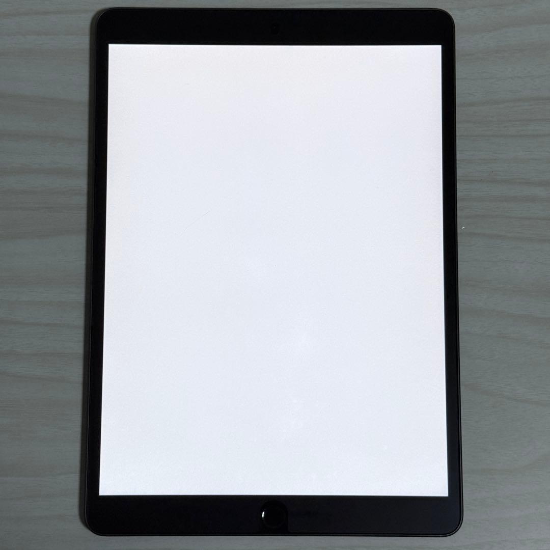 M*i様 美品 iPad Air 第3世代 スペースグレイ 64GB Wi-Fi