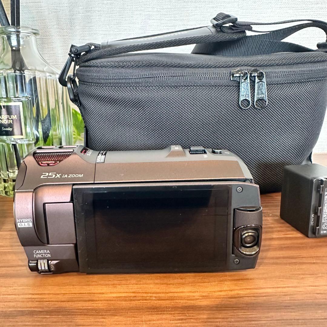 Panasonic HC-WX995M 4Kビデオカメラ　新品　バッテリー2個付
