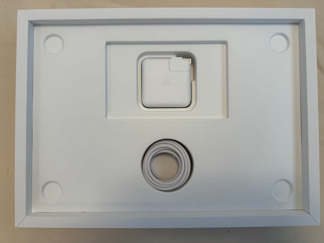 MacBook本体 Apple M3 MacBook Air 15inc 24g 1tb