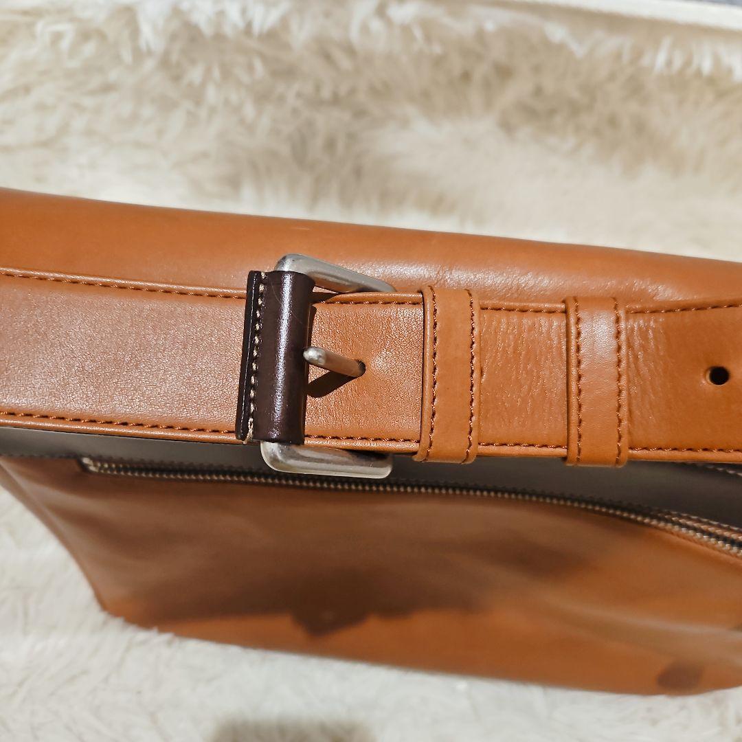 美品 ソメスサドル レザー フラップ ショルダ ーバッグ キャメル A4