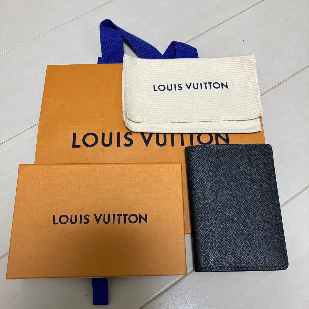 LOUIS VUITTON ブラック 名刺入れ　タイガ