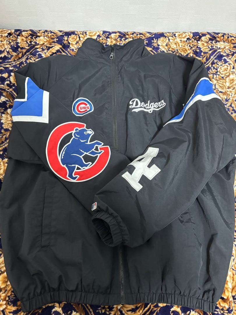 MLB Dodgers ナイロンジャケット