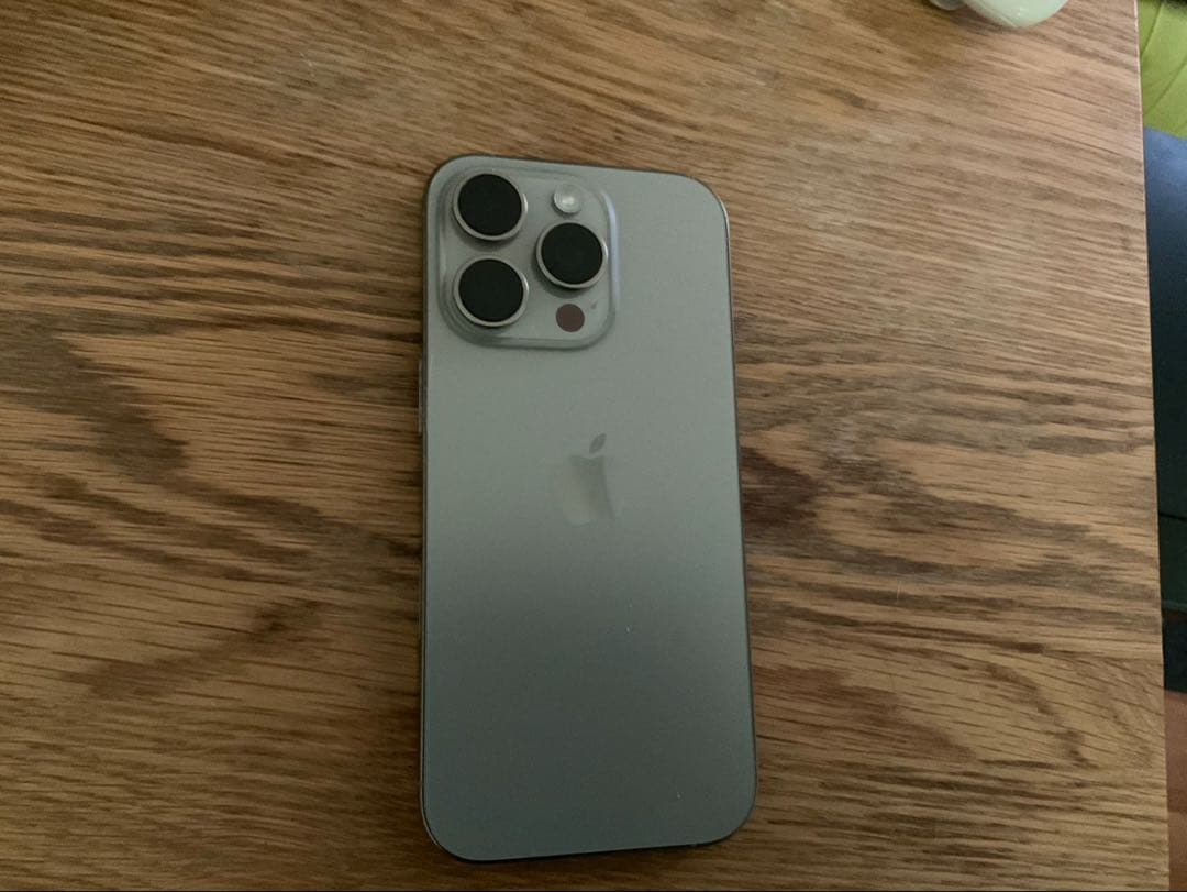 スマートフォン本体 Apple iPhone 16 pro