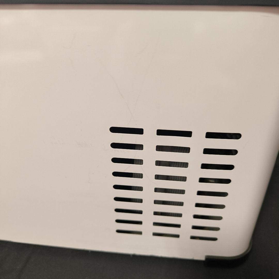 車載対応 ポータブル冷蔵冷凍庫 2つの仕切り付き ホワイト 静音