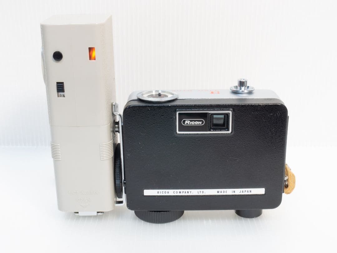 ㉔【最終値下】RICOH AUTO HALF E 「レッド 」12/31出品終了