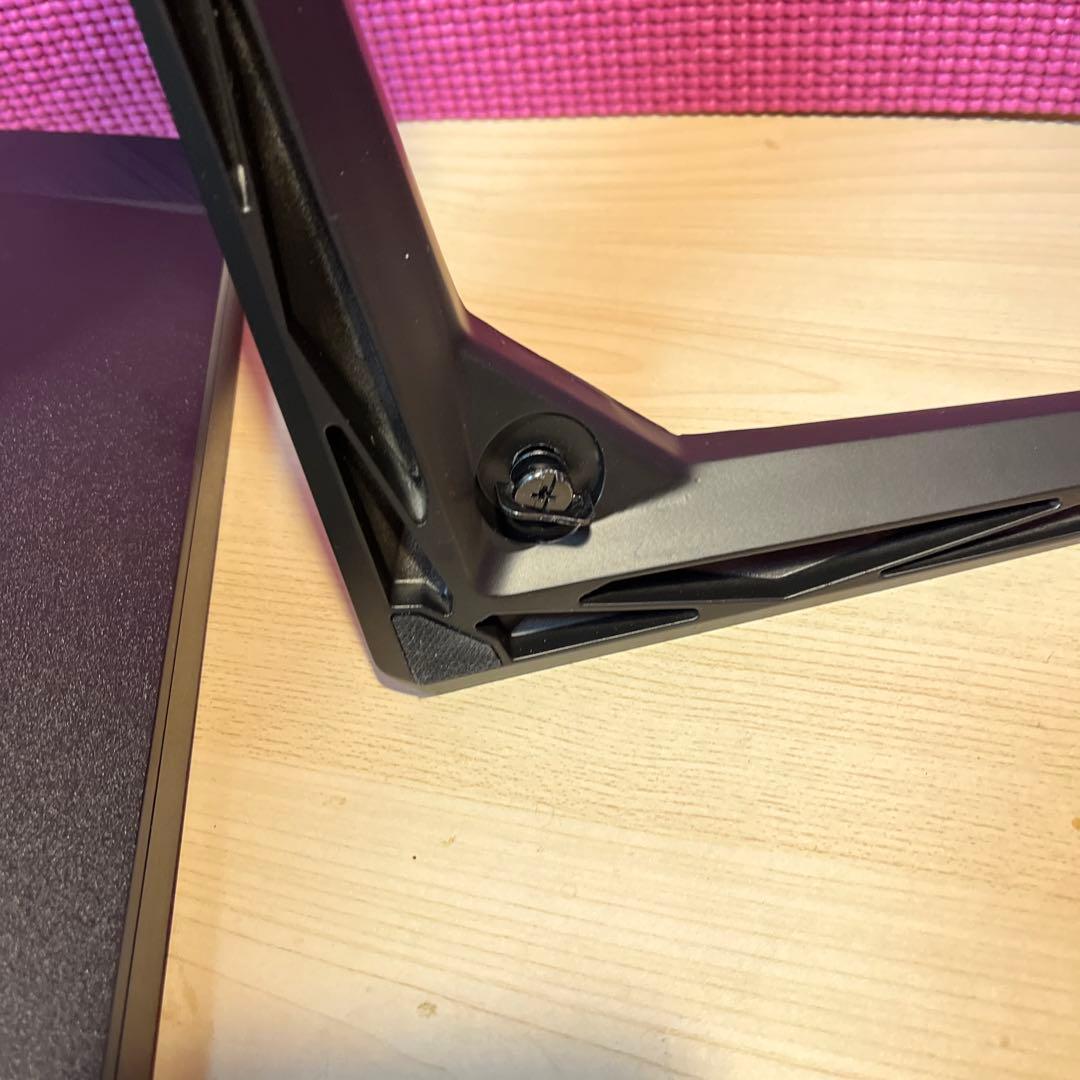 フ*ら様 フルHD 湾曲ゲーミングモニター　msi MAG ARTYMIS 24