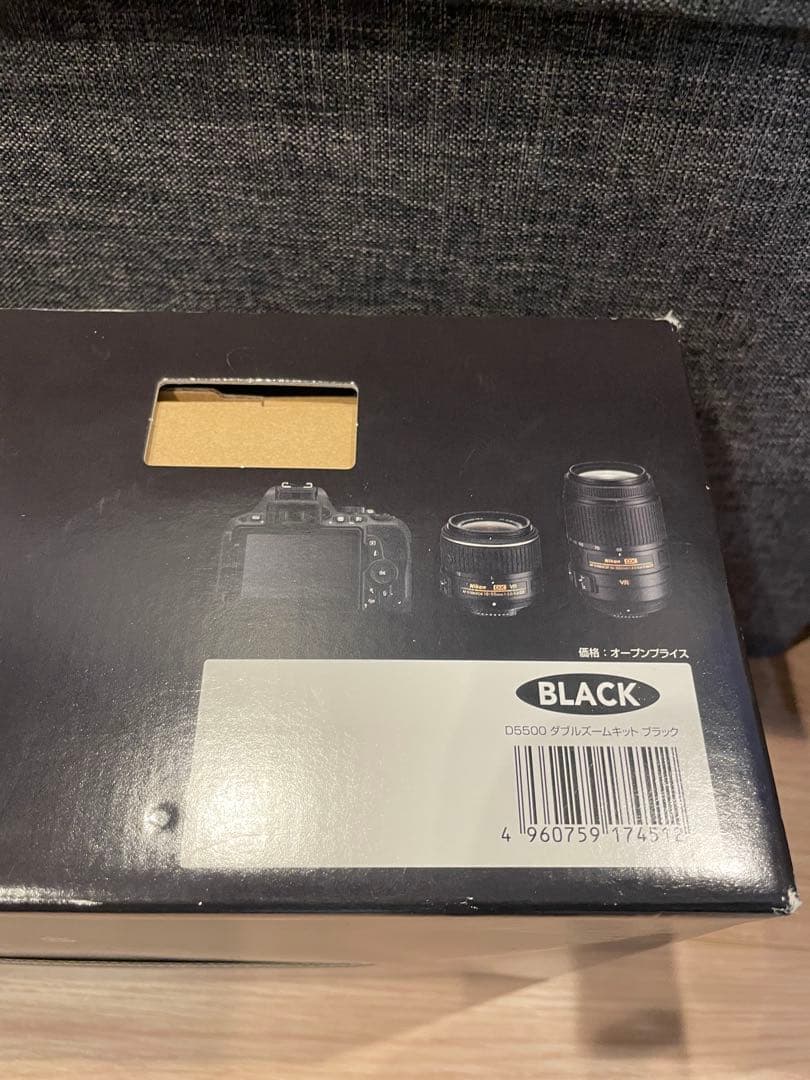 使用回数少な目！美品⭐︎Nikon D5500 ダブルズームキット