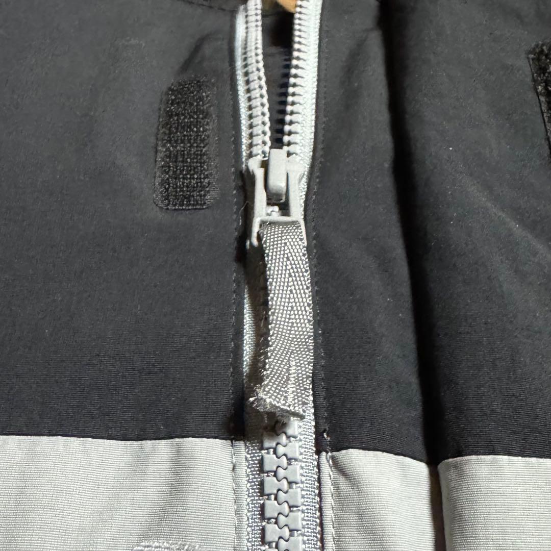 UNIQLO ハイブリッドダウンスノーボードパーカ（平野歩夢モデル）