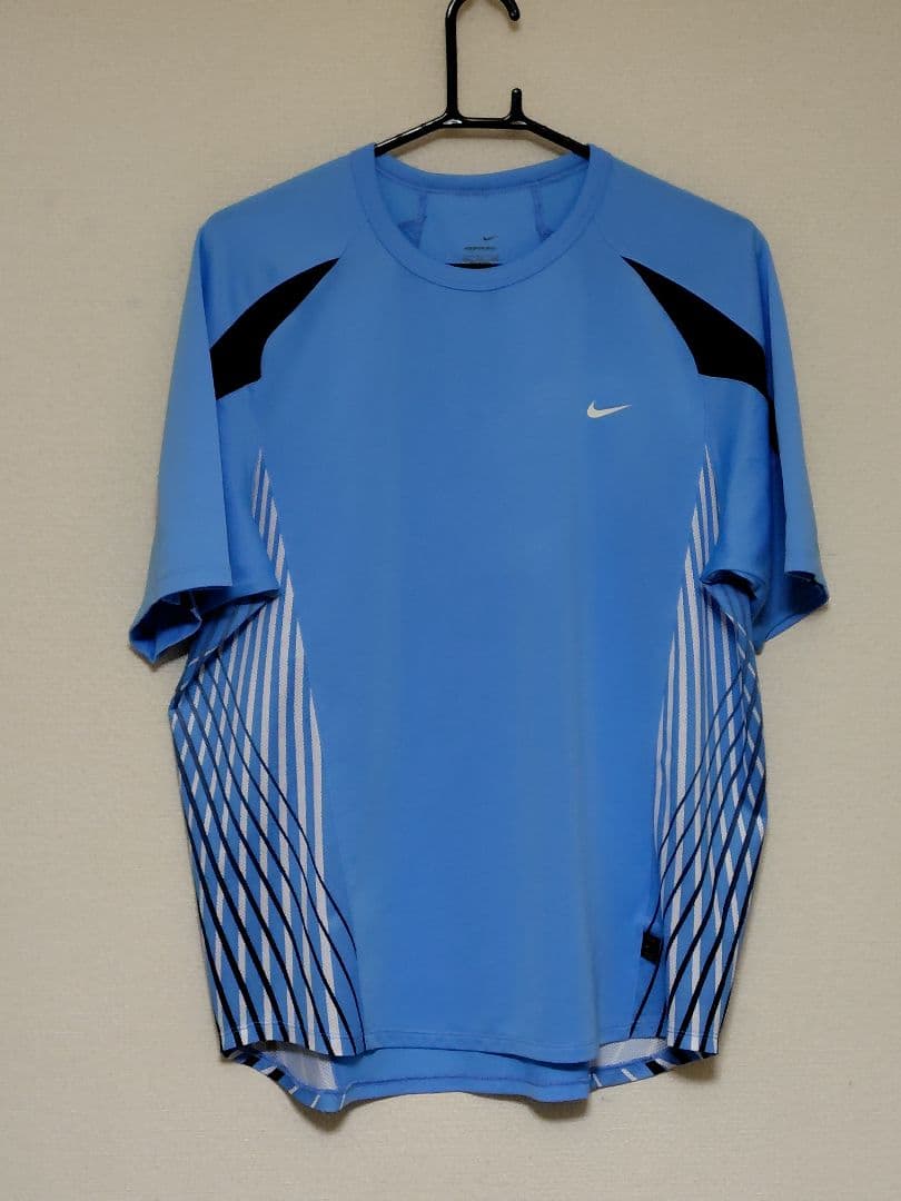 ナイキ　テニスウェア　上下セット　フェデラー着用モデル　2006