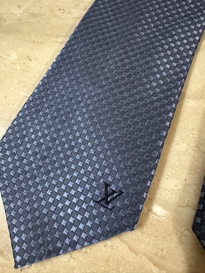LOUIS VUITTON ルイヴィトン　ネクタイ