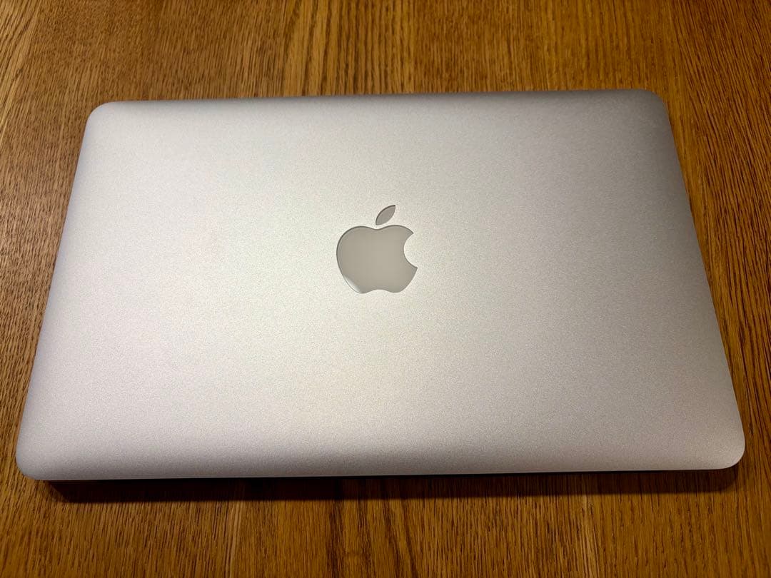 【美品】Apple MacBook Air 11インチ Early 2014